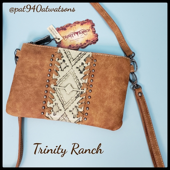 Montana West Handbags - Trinity Ranch Embossed Collection Clutch/Crossbody